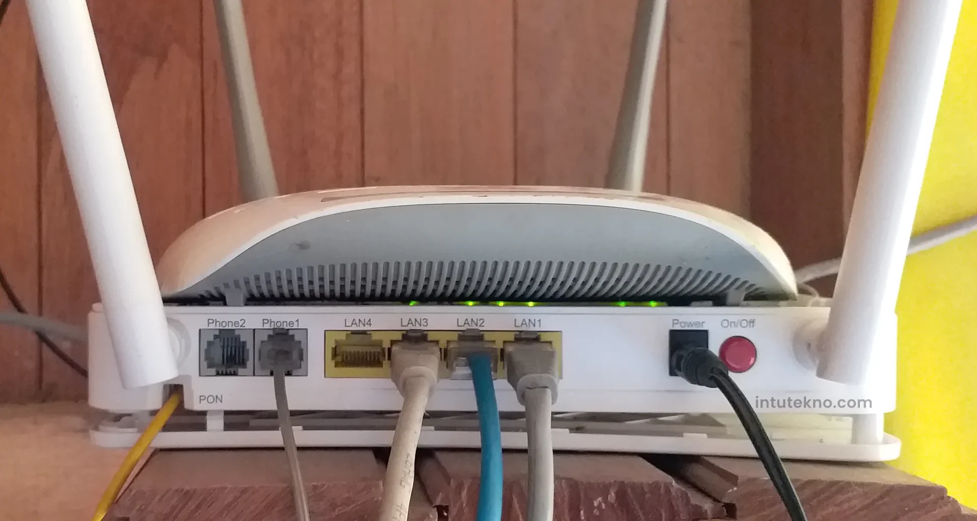 cara memperkuat sinyal wifi