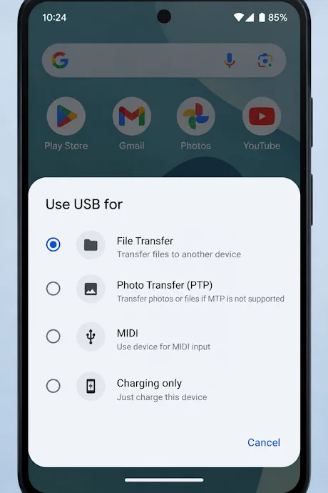 Transfer file Android ke PC pakai kabel USB.